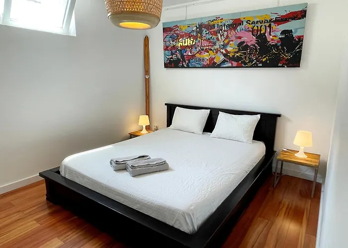 شقة Art_booking . . . By Benoit_b *